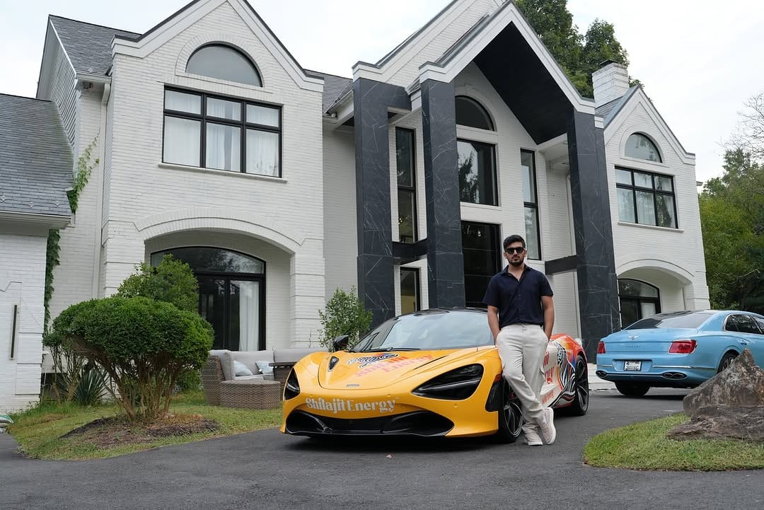 1 (1) From ₹3000 to $700 Million – The Rise of Shahid Anwar